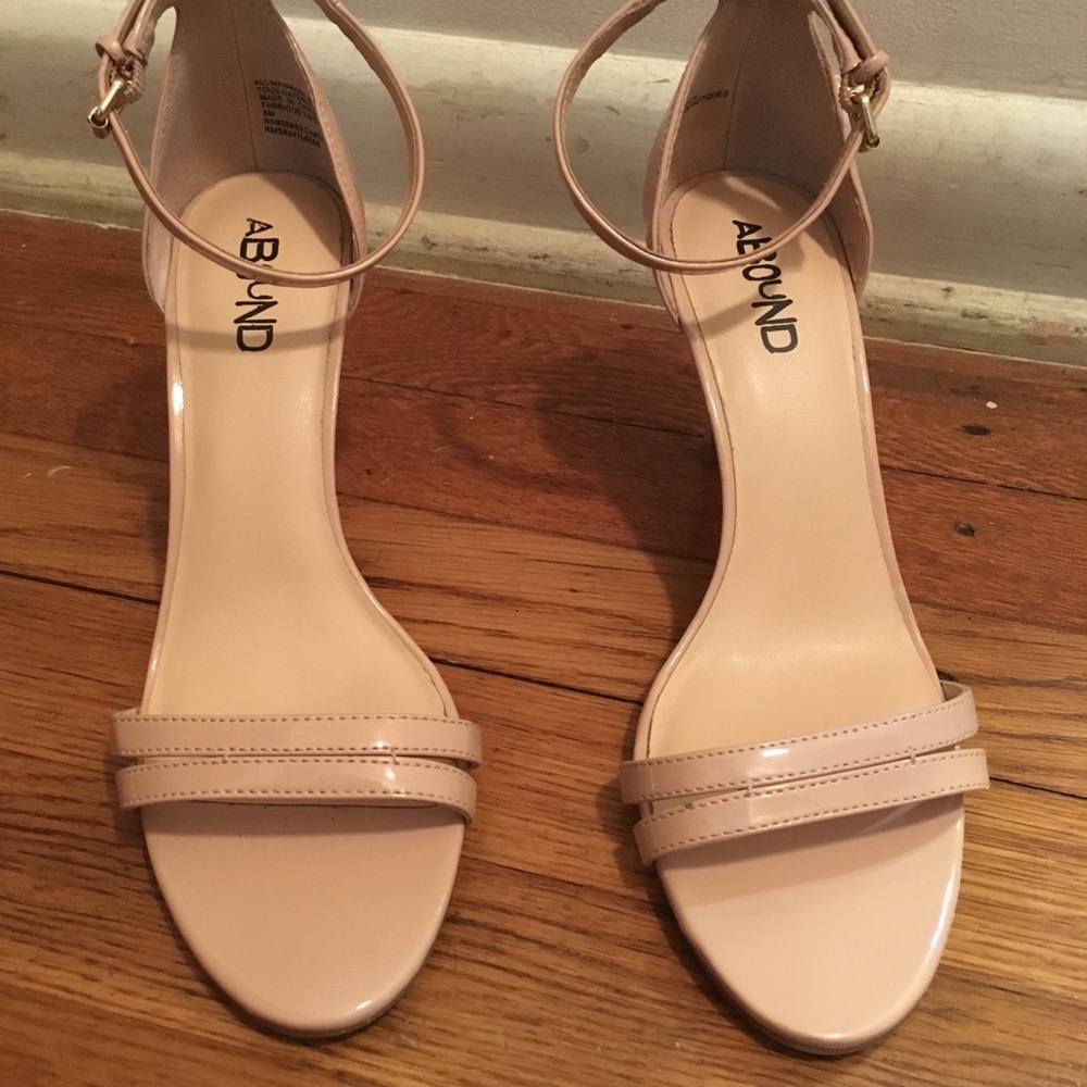 Open toe nude heels